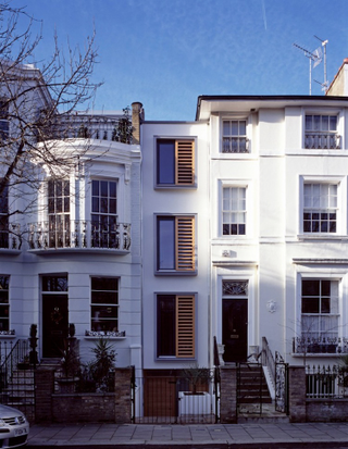 Illustration for article titled These Are the Narrowest Houses in the World